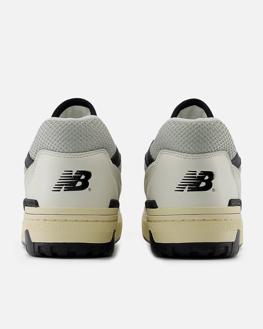 550 'Sea Salt/Black'