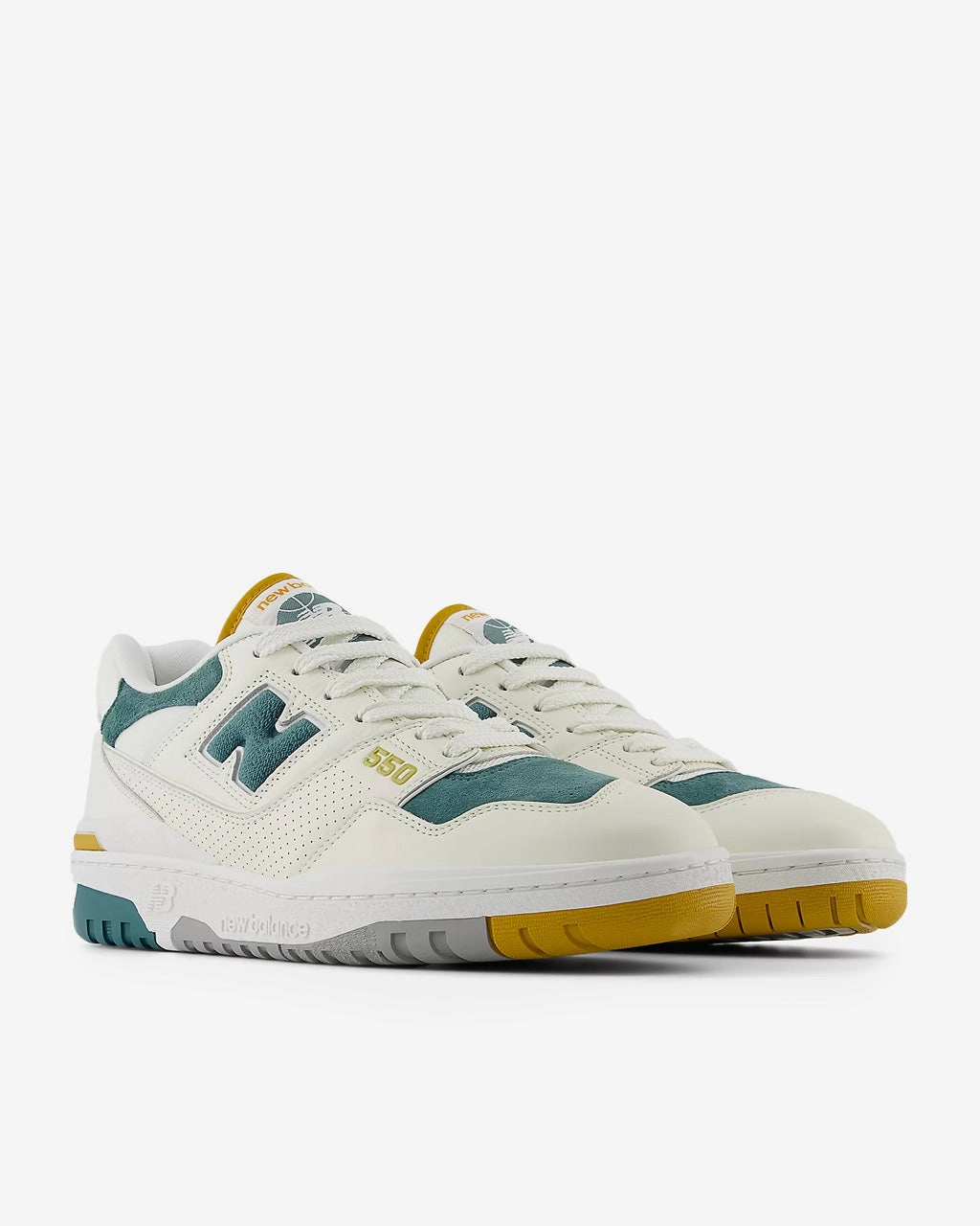 550 'Sea Salt/New Spruce'