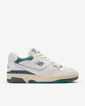550 'Sea Salt/New Spruce'