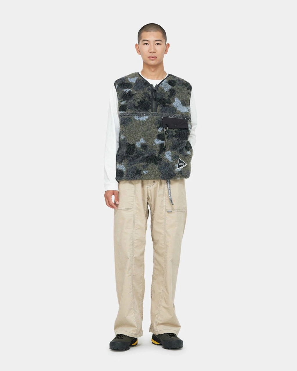and wander x Gramicci JQ Tape Corduroy Gadget Pant Beige