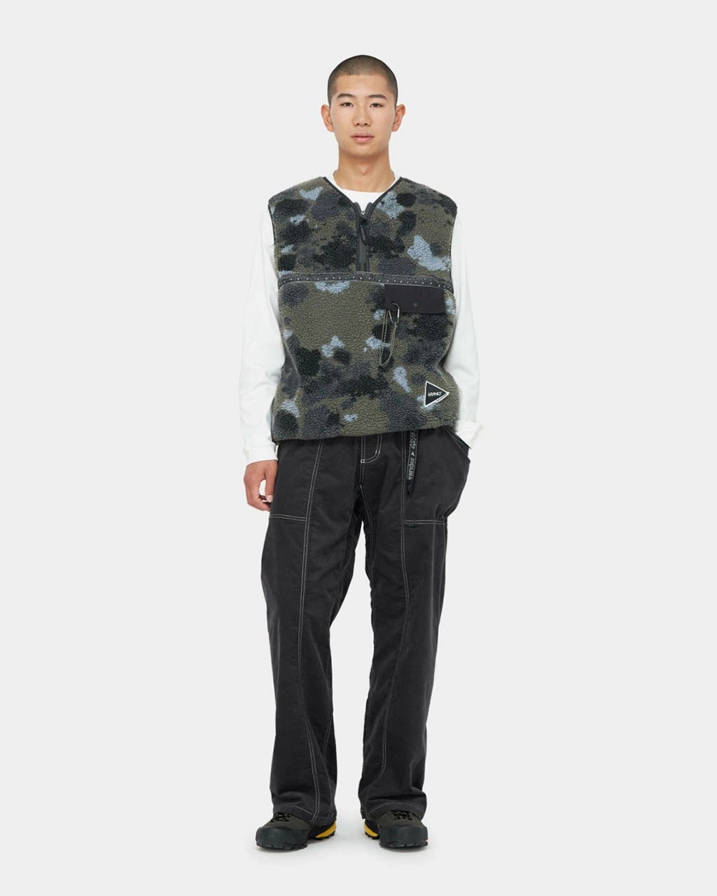 and wander x Gramicci JQ Tape Corduroy Gadget Pant Charcoal