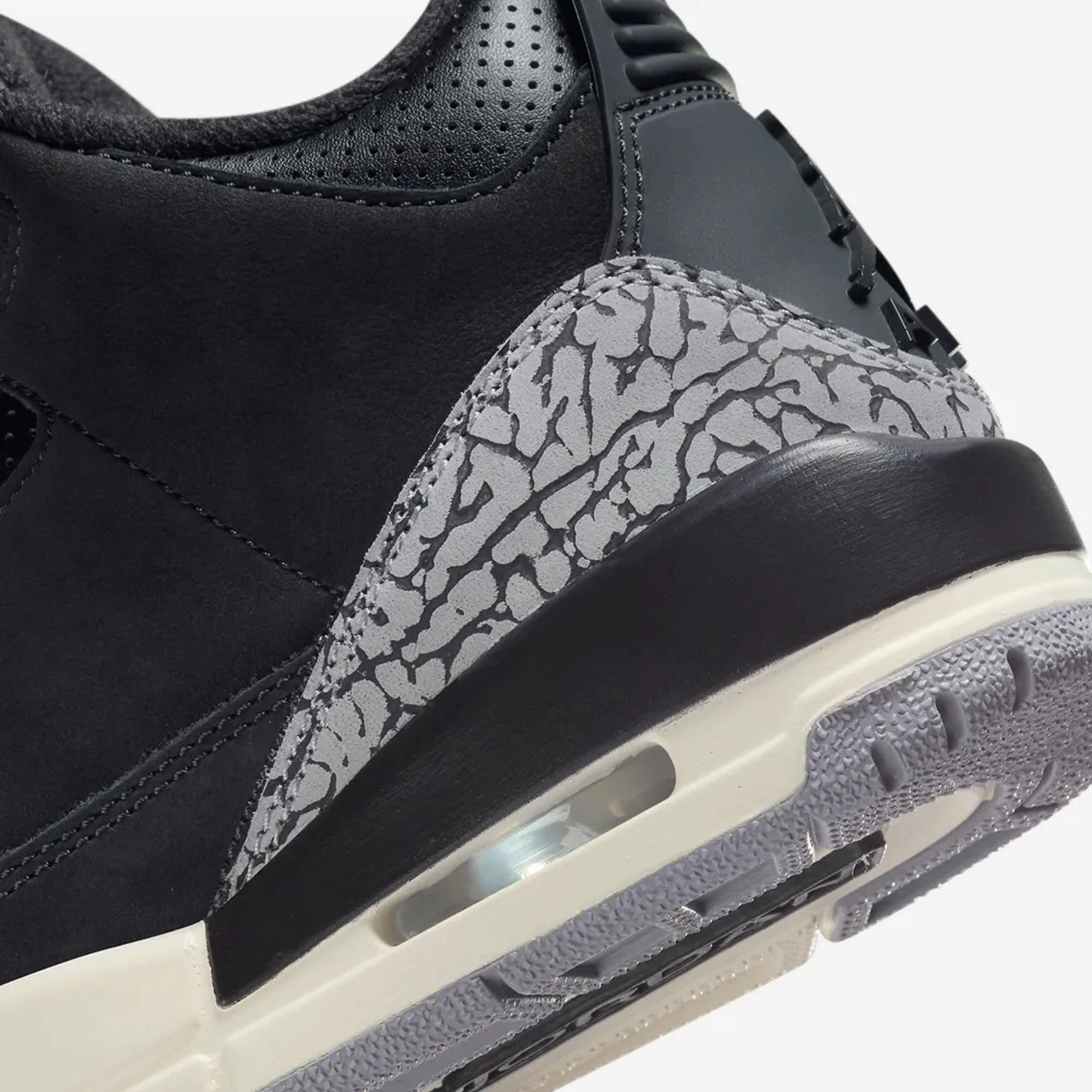Jordan | AIR JORDAN 3 OFF NOIR  { OFF NOIR/BLACK-SAIL-CEMENT GREY