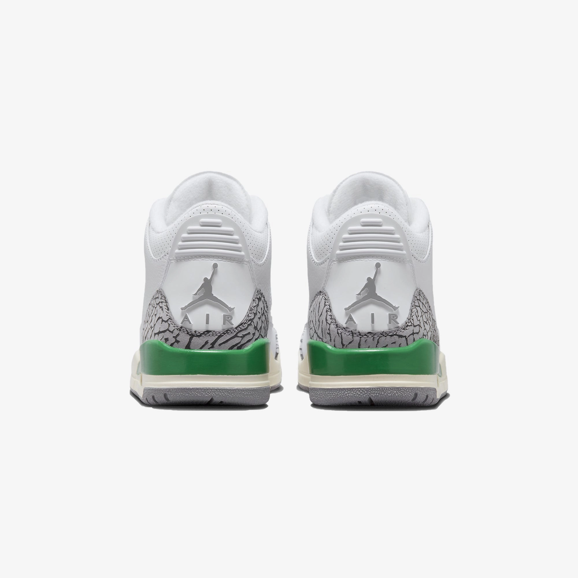 Jordan | AIR JORDAN 3 RETRO  { WHITE/VARSITY RED-LUCKY GREEN