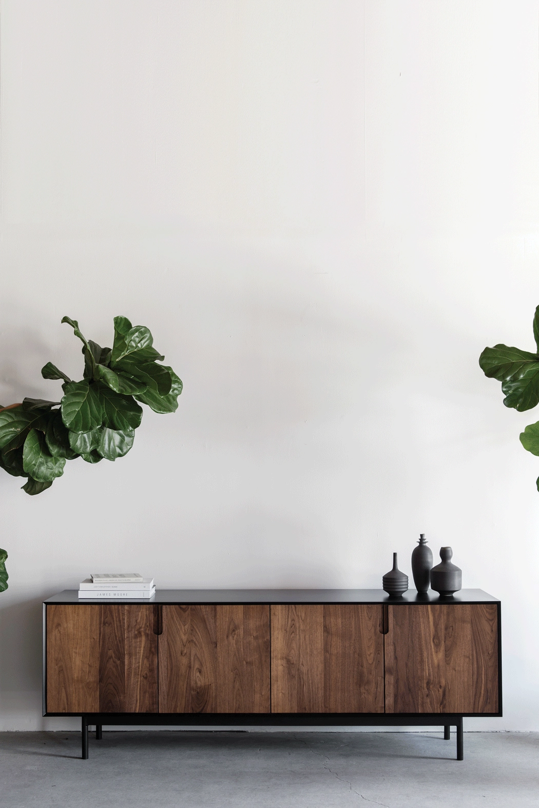Kings Credenza