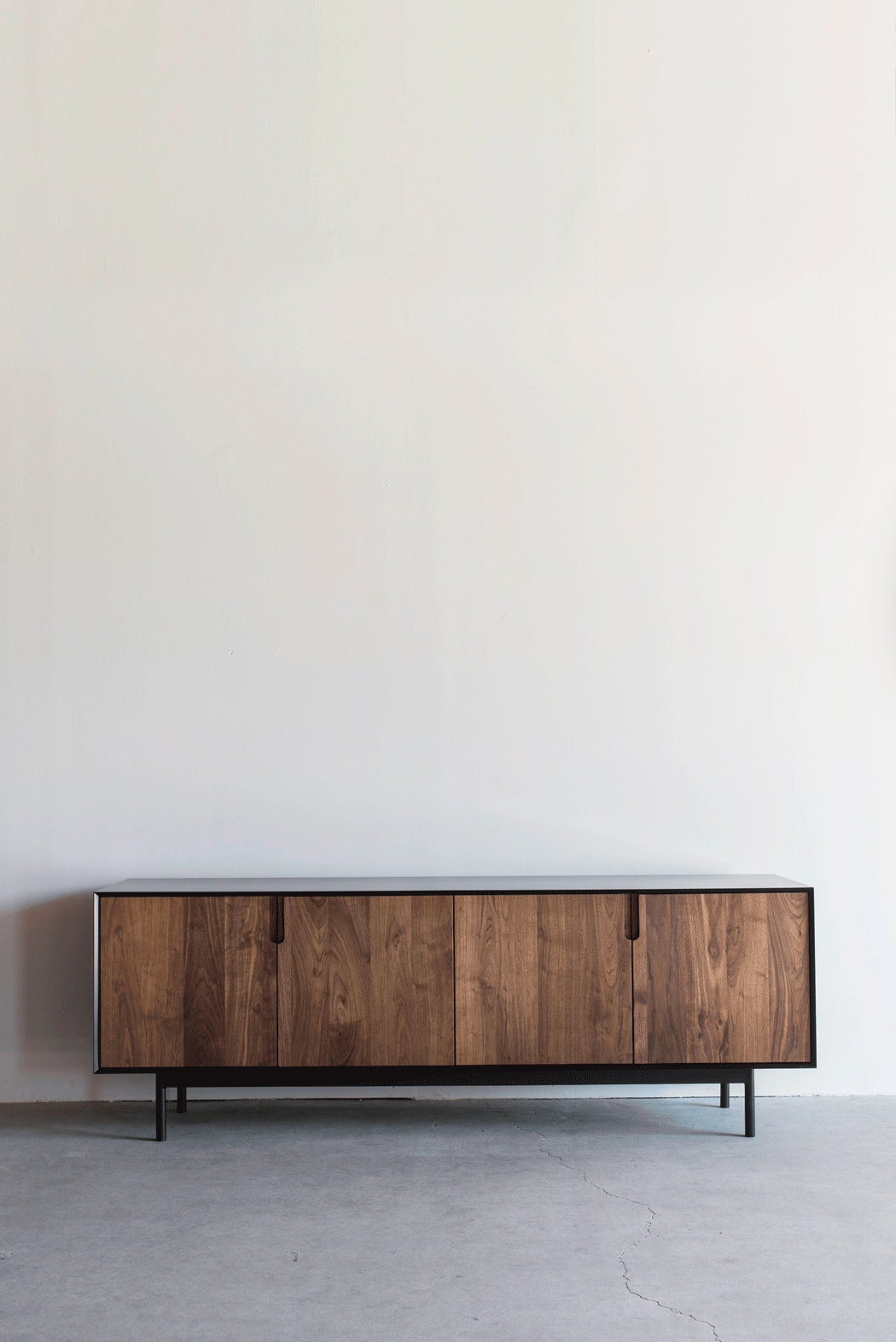 Kings Credenza