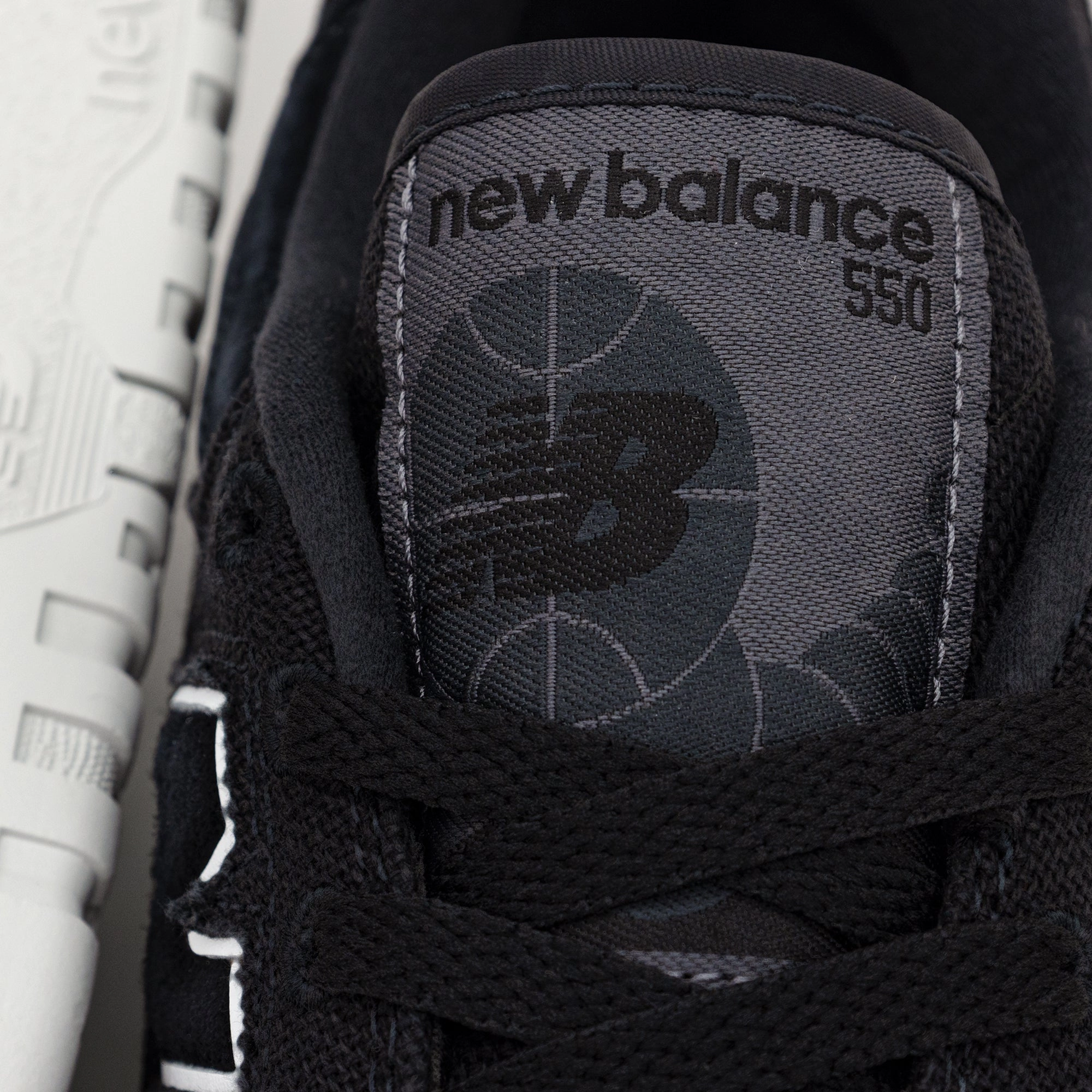 New Balance 550 BB550MDB