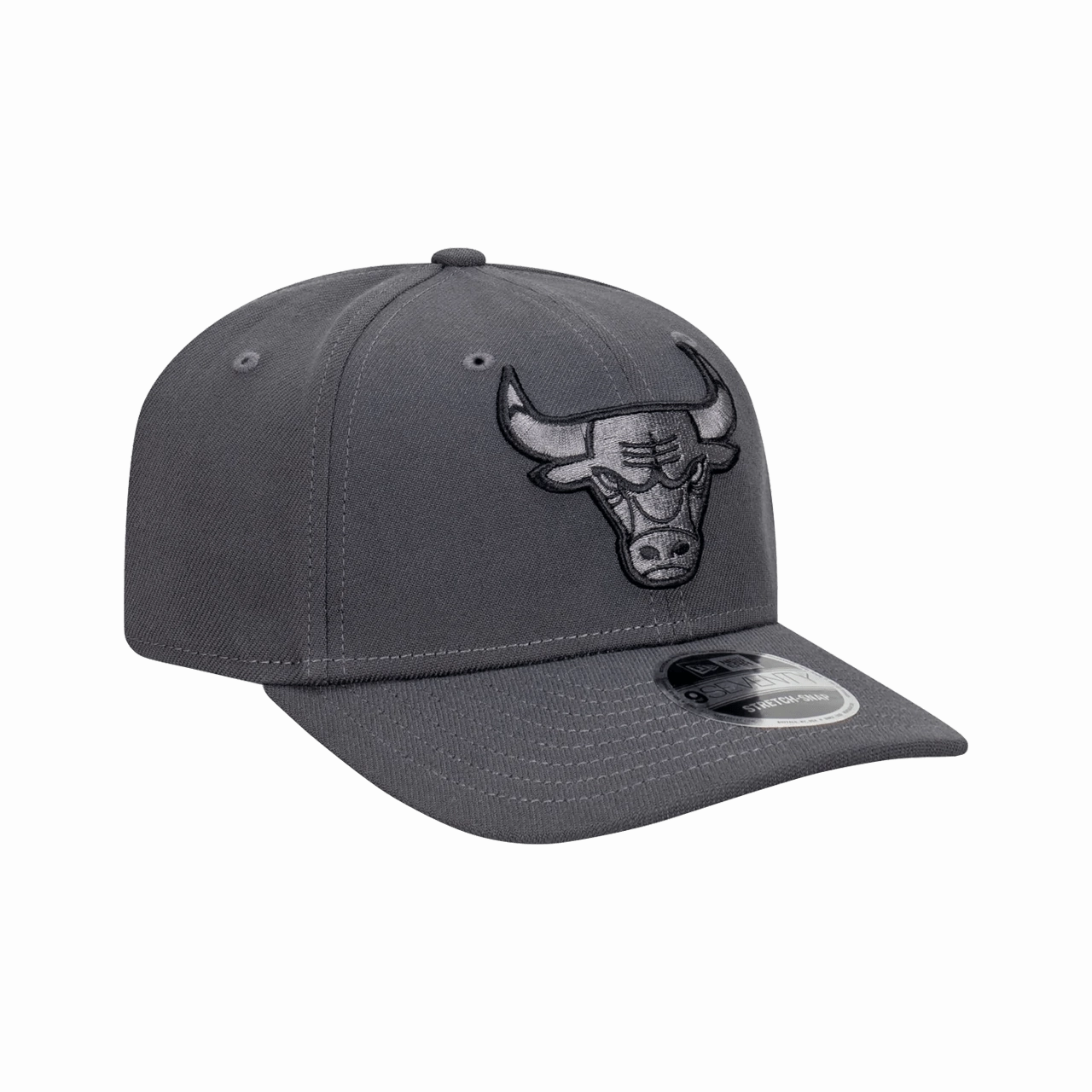New Era Chicago Bulls Repreve® Carbon Steel 9Seventy Snapback Cap