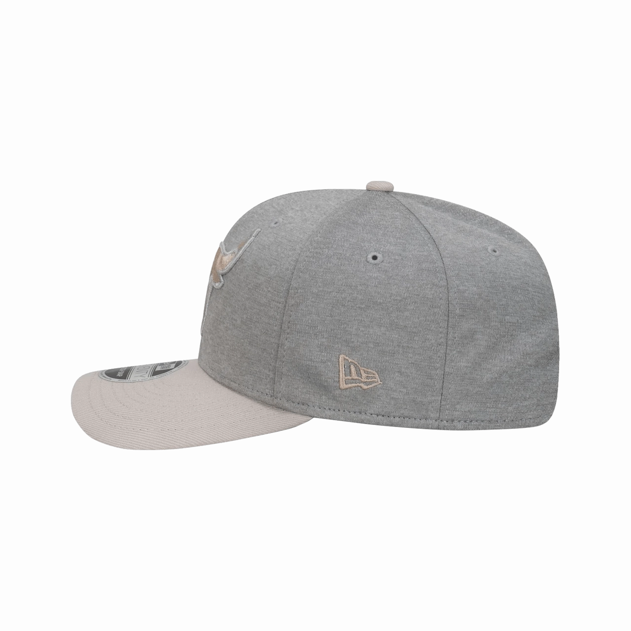 New Era Chicago Bulls Shadow Tech Grey 9Seventy Snapback Cap