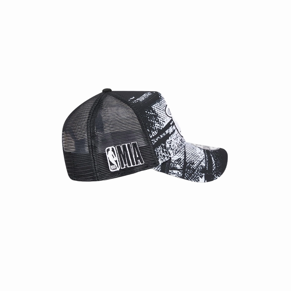 New Era Miami HEAT 2024 Tipoff Black and White Trucker Snapback