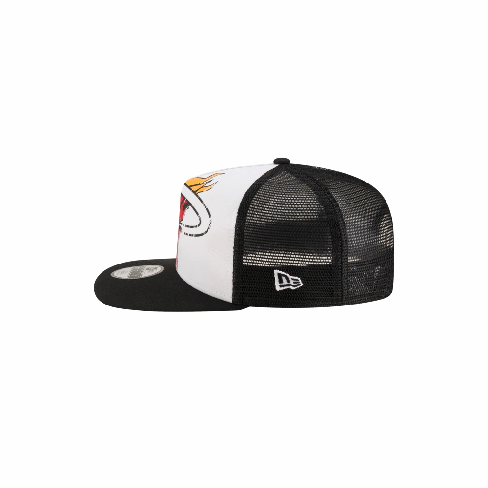 New Era Miami HEAT Distressed Youth Snapback