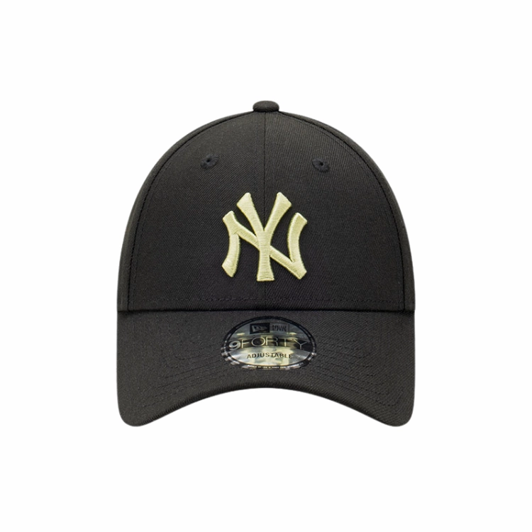 New Era New York Yankees 9FORTY Cap - Black/Bay Leaf