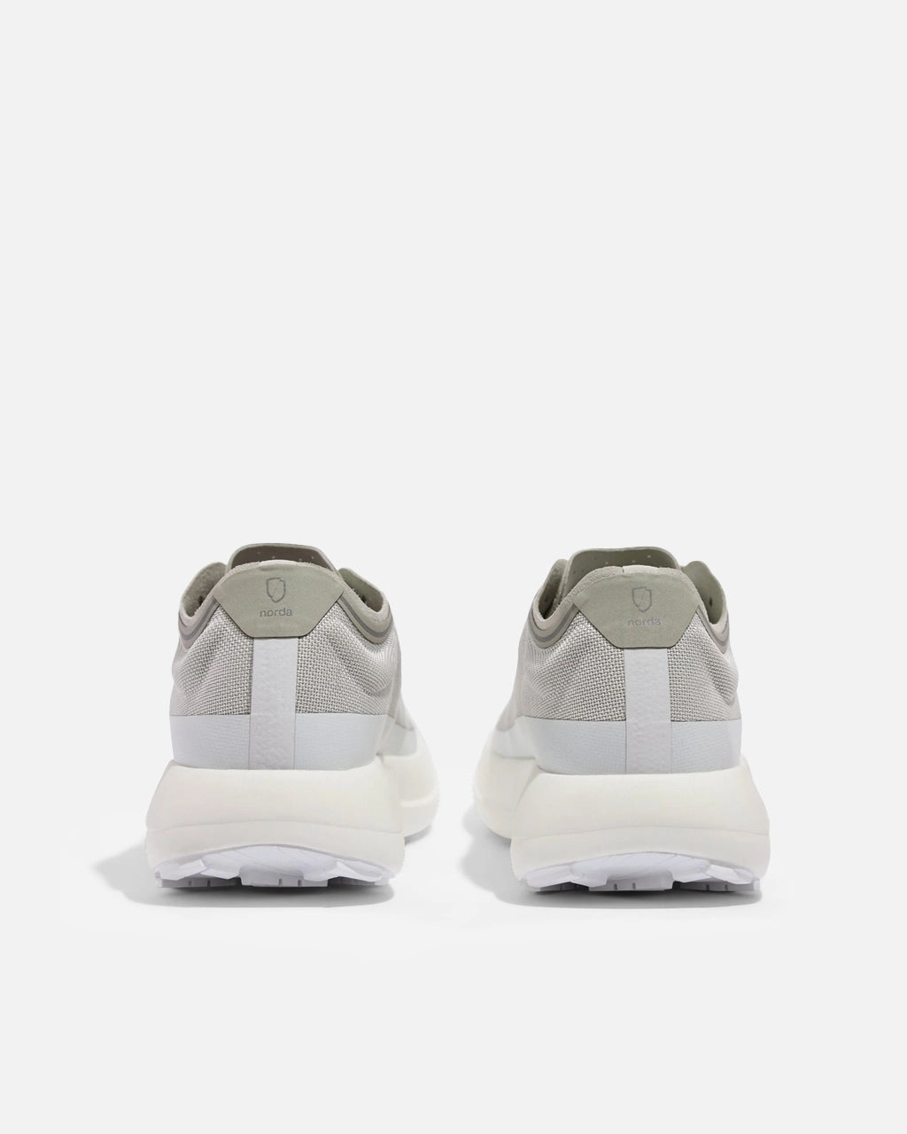 WMNS 005 'Neve'