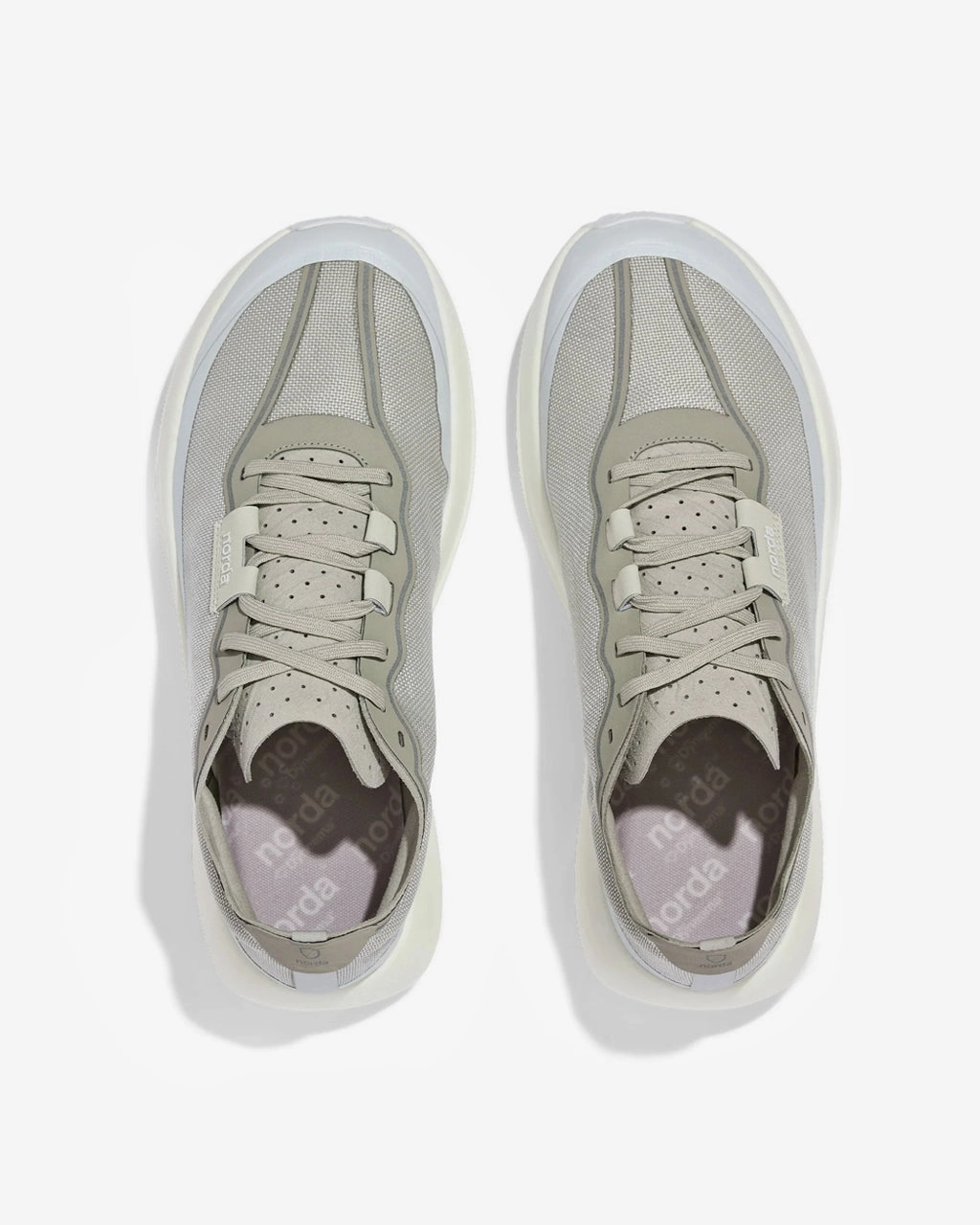 WMNS 005 'Neve'